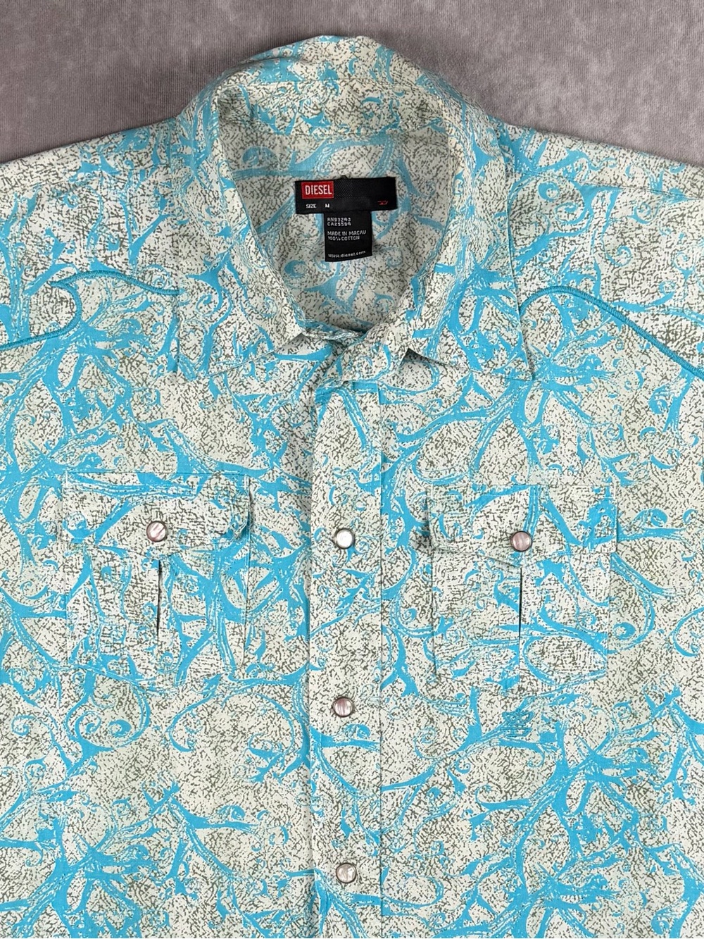 VTG Diesel Light Blue and White Abstract Print Button-Down Shirt